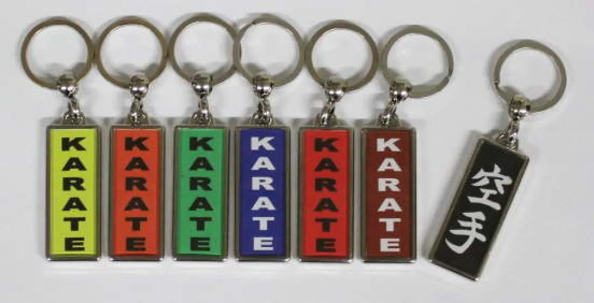Karate sleutelhanger met tekst en tekens