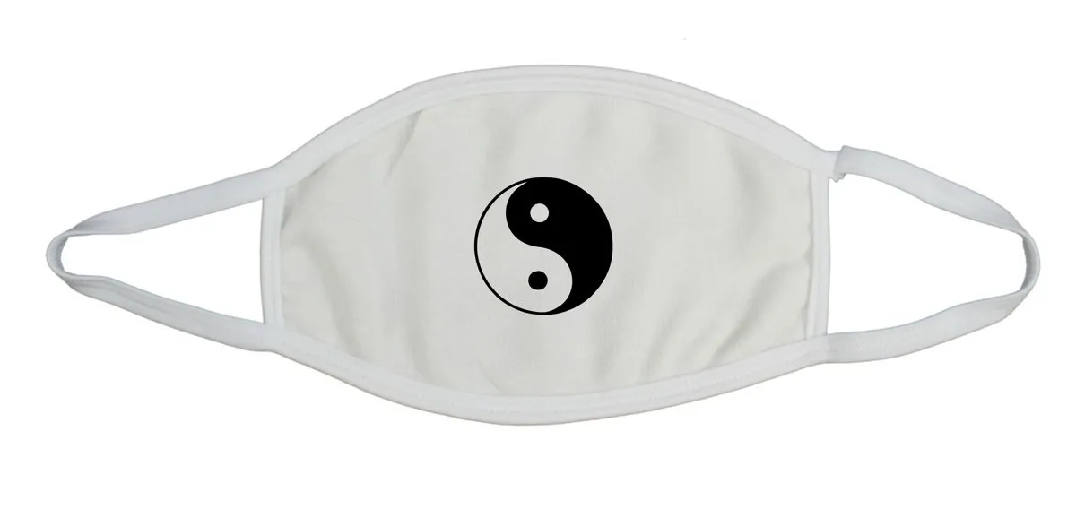 Mouth and nose mask cotton beige with Ying Yang