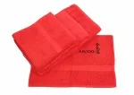 Badstof handdoeken rood geborduurd in zwart met Aikido en karakters