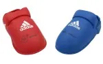 adidas vristbeskyttere rød og blå